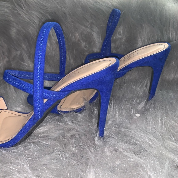 blue heels - Picture 4 of 4